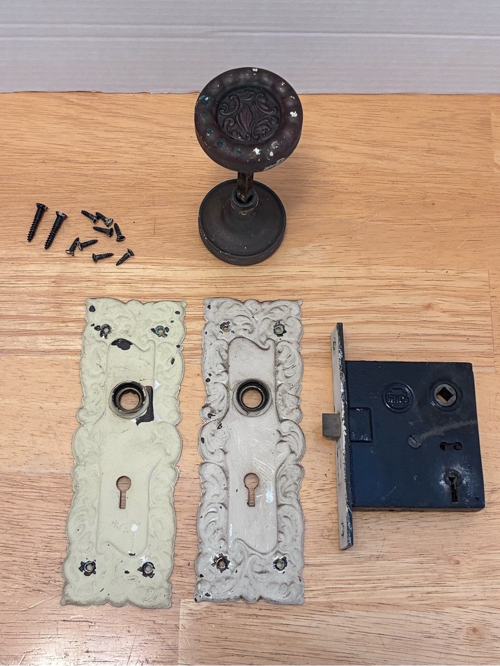 RHC Eulalia Door Knobs, Back plates, and Mortise Lock